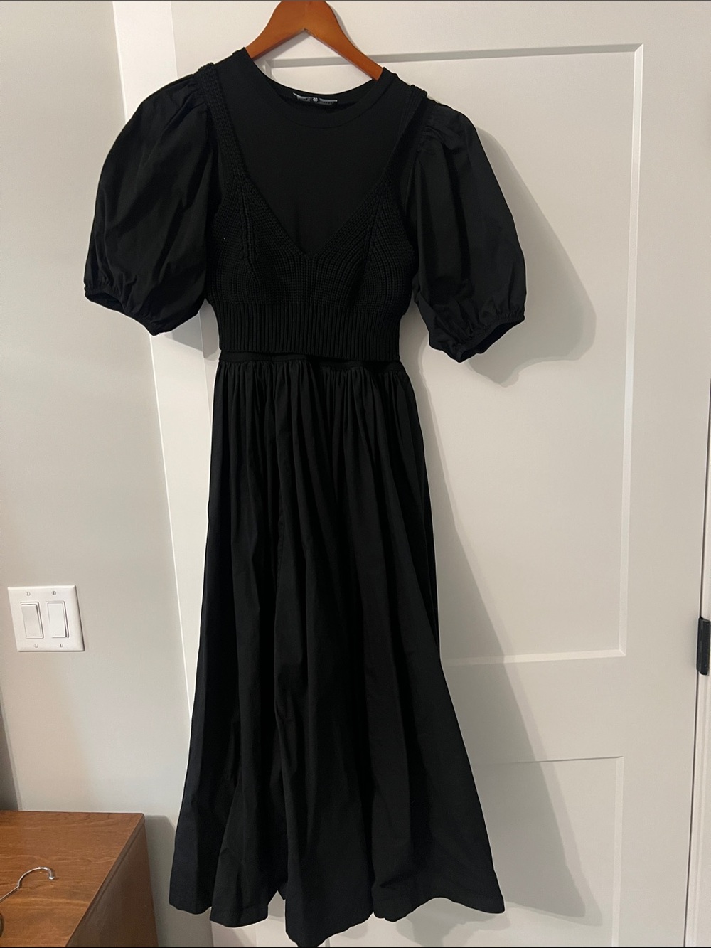 En Saison Black Puff-Sleeve Maxi Dress